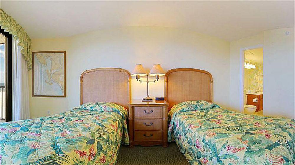 Pointe Estero Resort