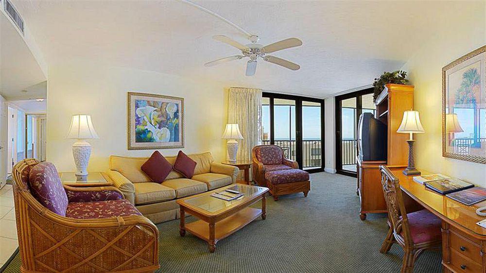 Pointe Estero Resort 3*